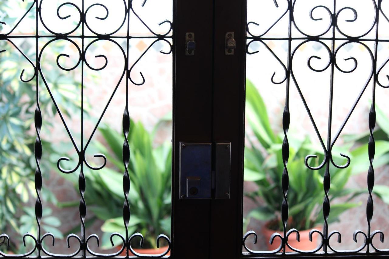Casa Sonrisa Villa Guaro Bilik gambar